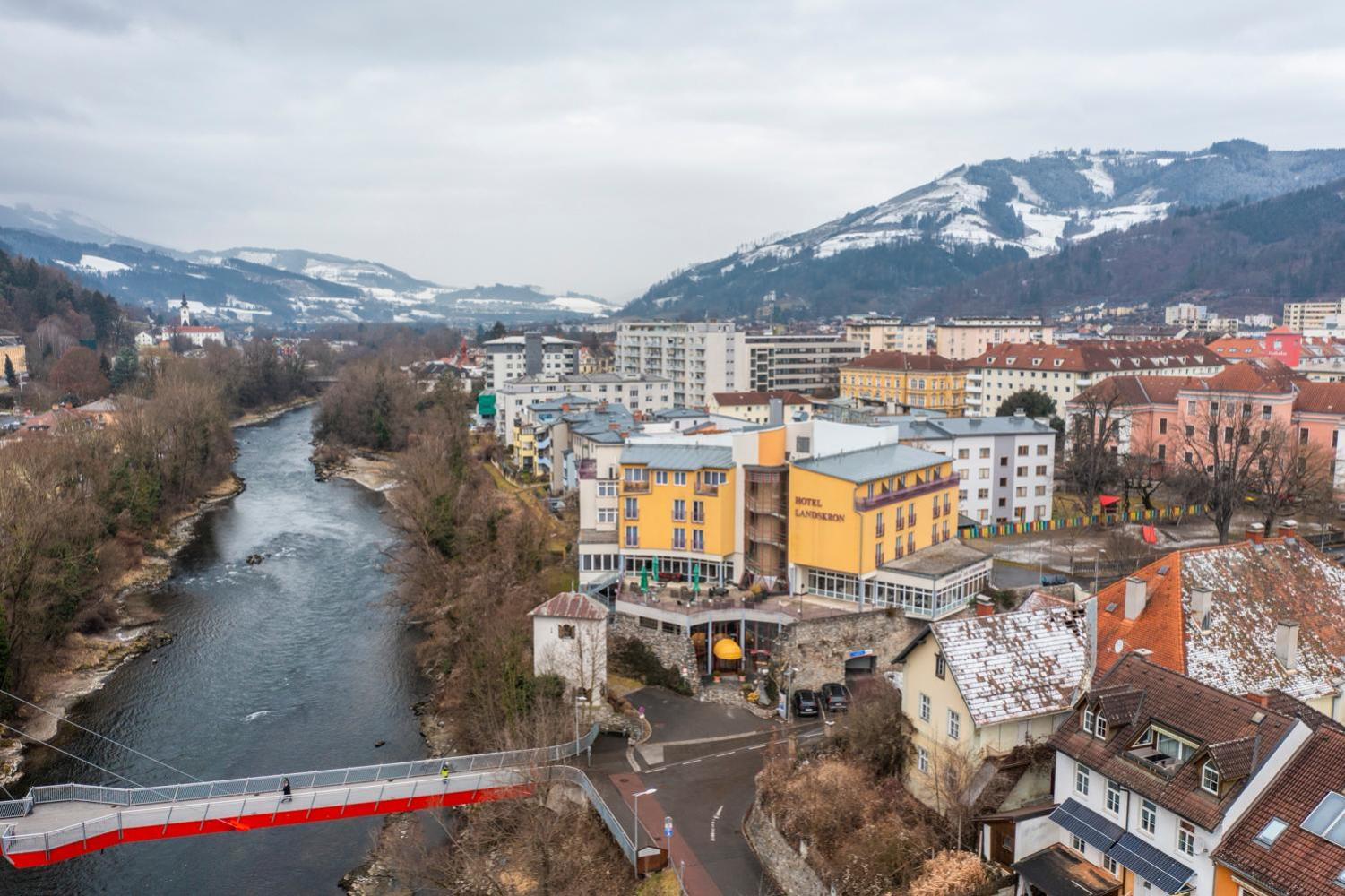 Hotel Landskron Bruck an der Mur Bagian luar foto
