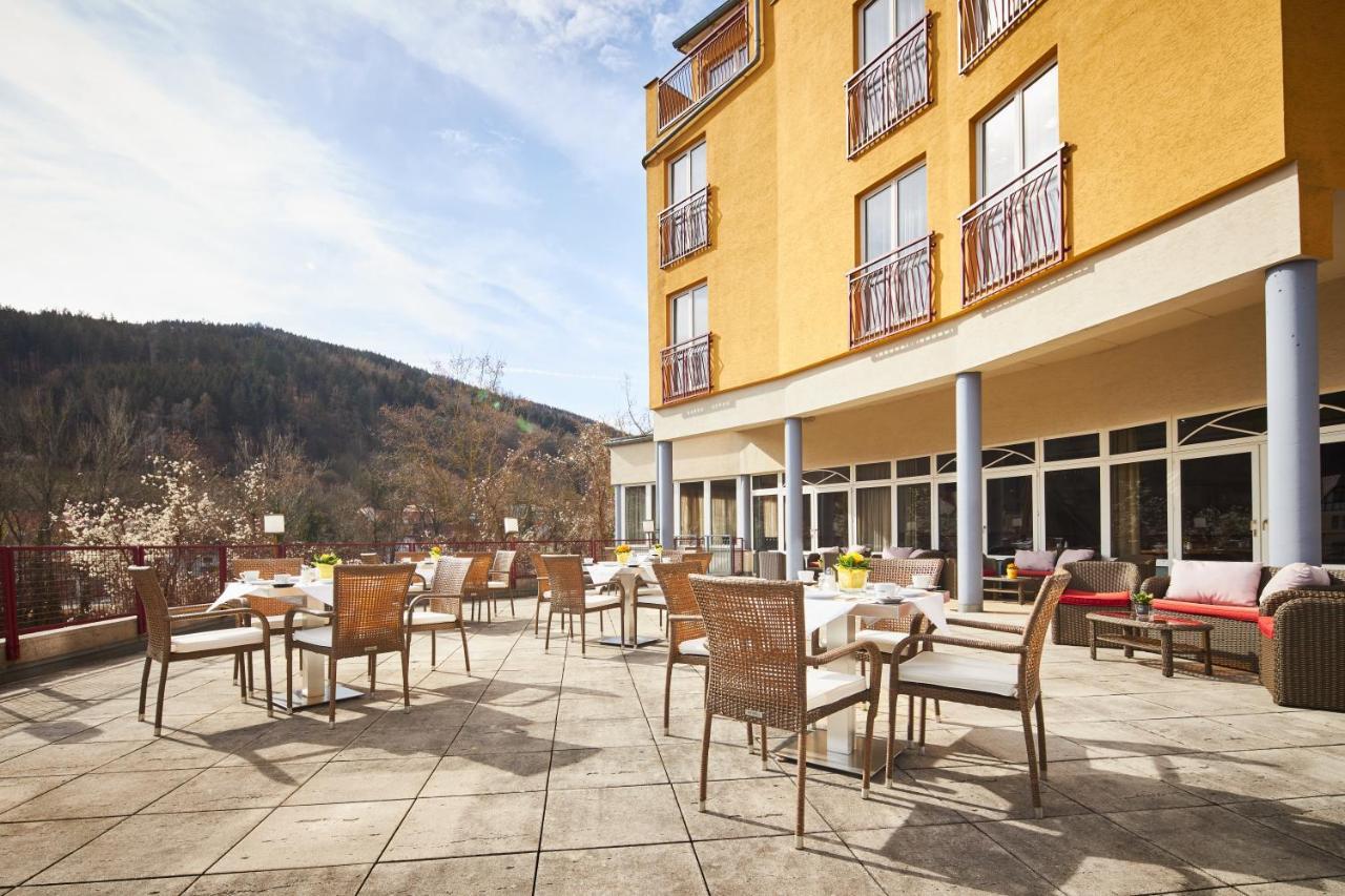 Hotel Landskron Bruck an der Mur Bagian luar foto