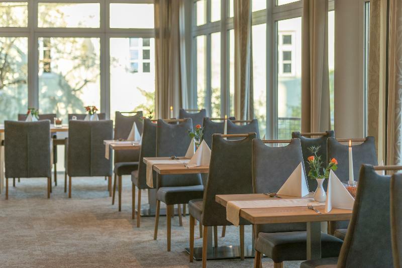 Hotel Landskron Bruck an der Mur Bagian luar foto